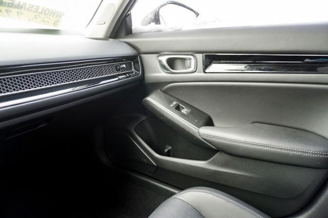 2022 Honda Civic Touring Navigation System & Power moonroof