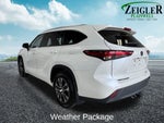 2025 Toyota RAV4 XLE Premium Power moonroof