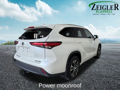 2025 Toyota RAV4 XLE Premium Power moonroof