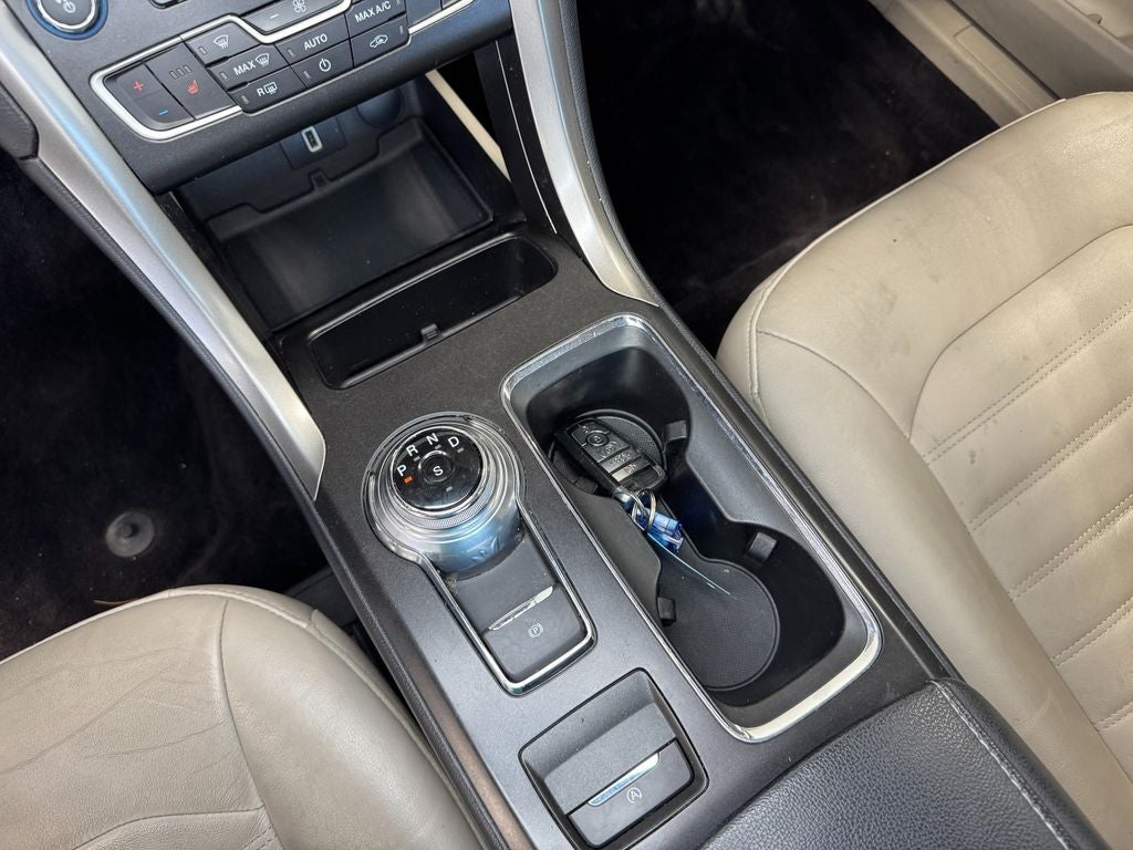 2017 Ford Fusion SE Power Moonroof