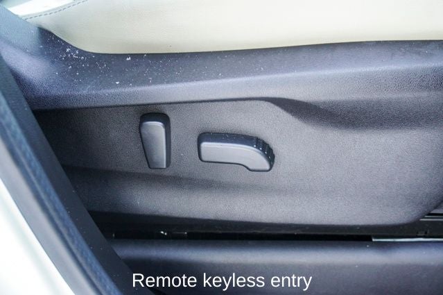 2024 Subaru Ascent Limited Apple Carplay & Hands Free Bluetooth