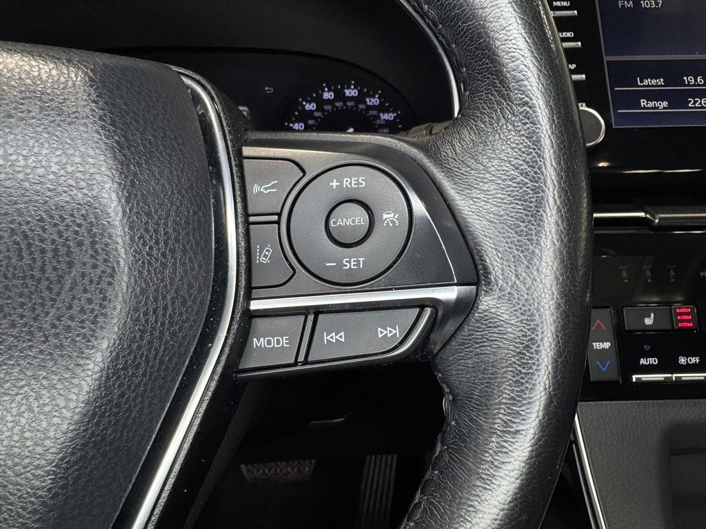 2019 Toyota Avalon XLE Moonroof Package