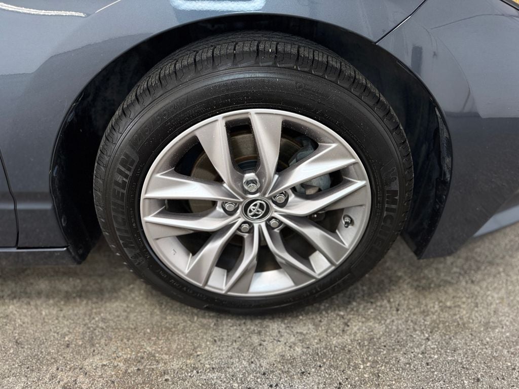 2019 Toyota Avalon XLE Moonroof Package