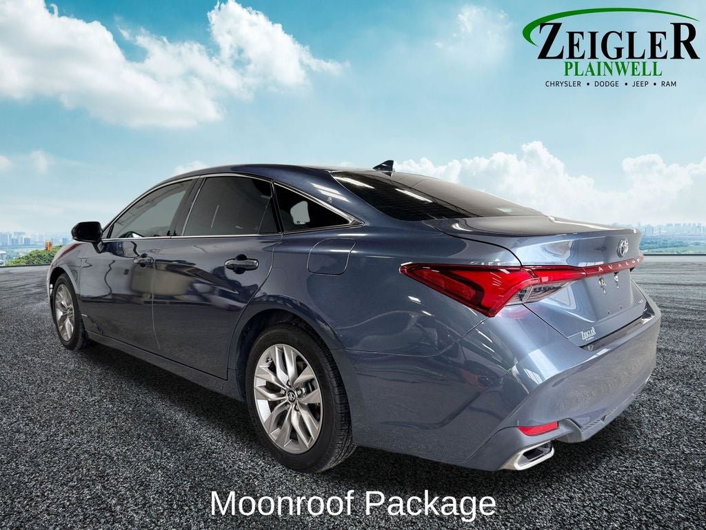 2019 Toyota Avalon XLE Moonroof Package