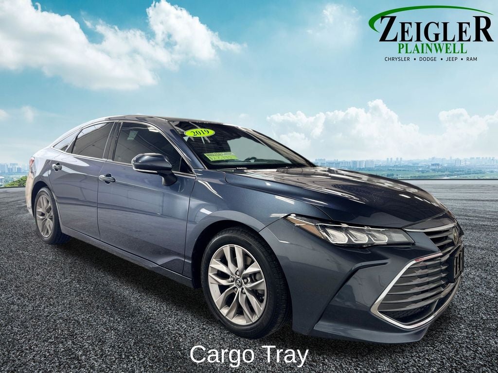 2019 Toyota Avalon XLE Moonroof Package