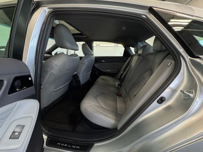 2021 Toyota Avalon Hybrid Limited