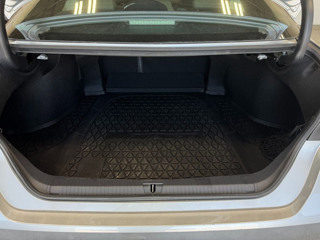 2021 Toyota Avalon Hybrid Limited