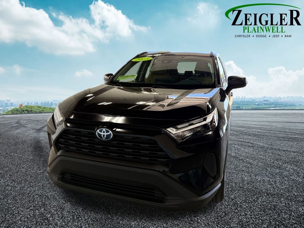 2023 Toyota RAV4 Hybrid LE