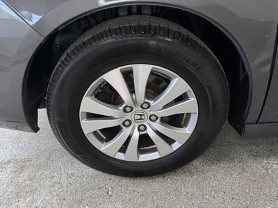 2017 Honda Odyssey EX-L A/V remote Headphones