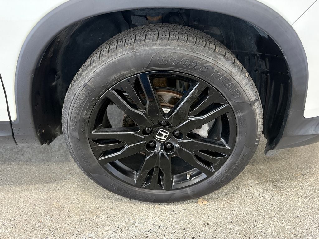 2021 Honda Pilot Black Edition Navigation system: Honda Satellite-Linked Navigati