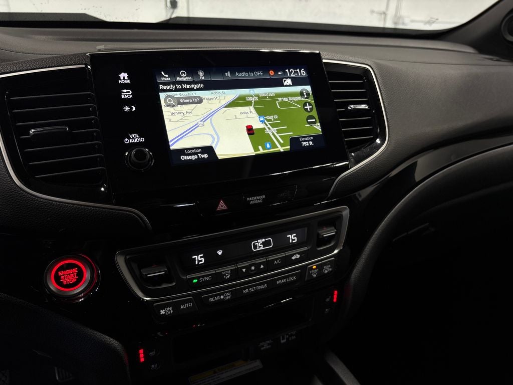 2022 Honda Passport Elite Power moonroof