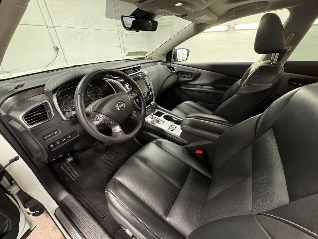 2024 Nissan Murano SL Power moonroof & Navigation System