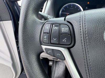 2018 Toyota Highlander LE 3rd row seat