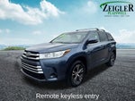 2018 Toyota Highlander LE 3rd row seat