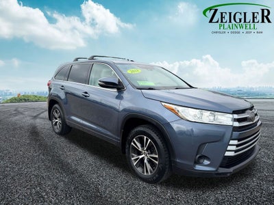 2018 Toyota Highlander LE 3rd row seat