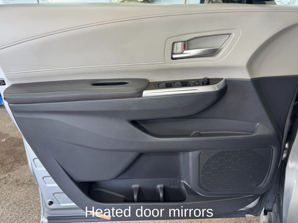 2024 Toyota Sienna XLE 3rd Row Seat