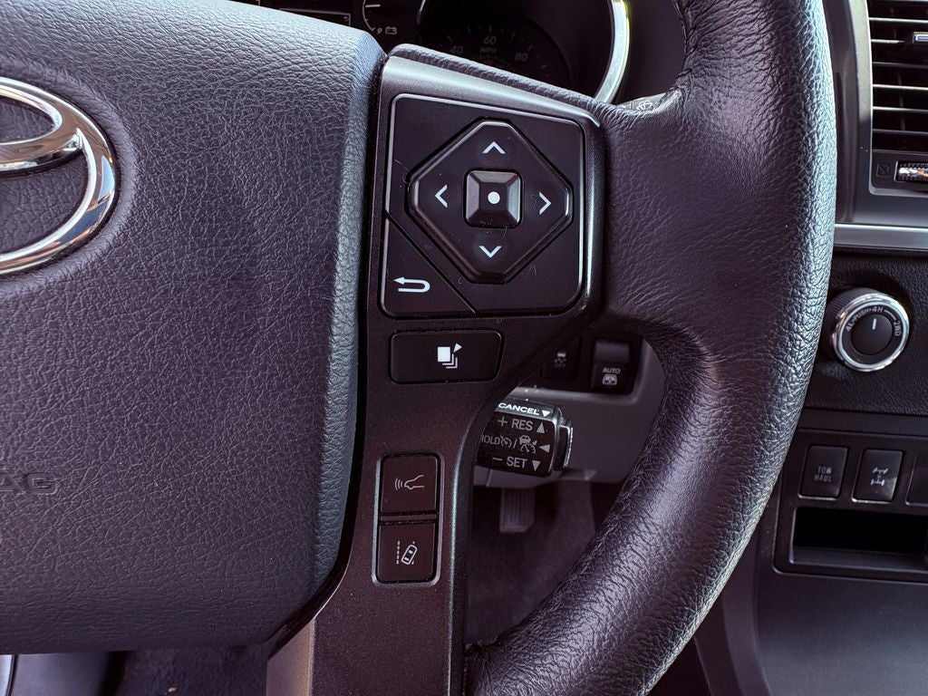 2020 Toyota Sequoia Limited Power moonroof