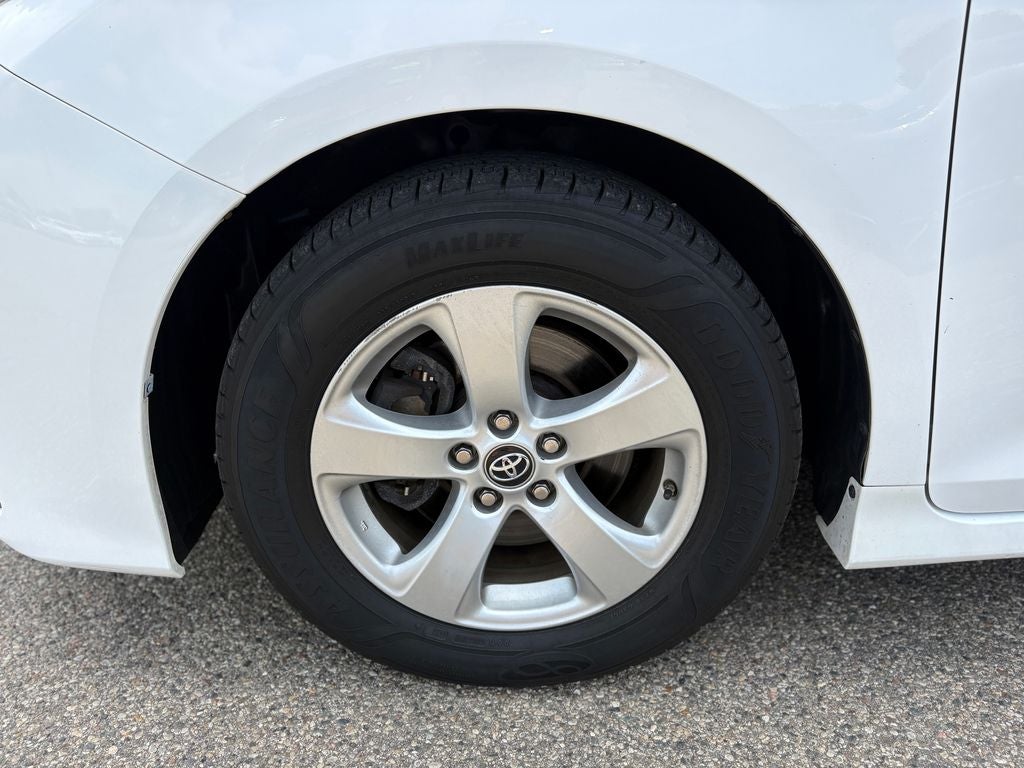 2018 Toyota Sienna LE 8 Passenger