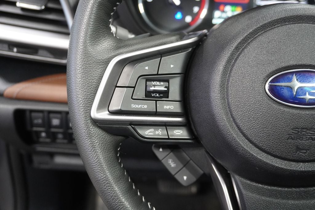 2023 Subaru Forester Touring Power moonroof: Panoramic