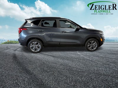 2024 Kia Seltos S Apple CarPlay & Android Auto