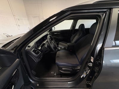2024 Kia Seltos S Apple CarPlay & Android Auto