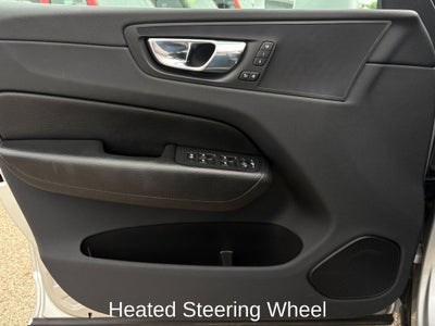 2019 Volvo XC60 T6 Momentum Power moonroof