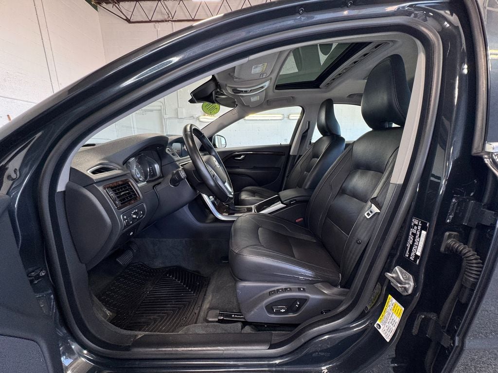 2016 Volvo S80 T5 Power moonroof