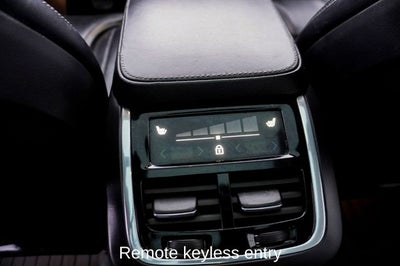 2022 Volvo XC90 T6 Inscription Navigation System & Power Moonroof