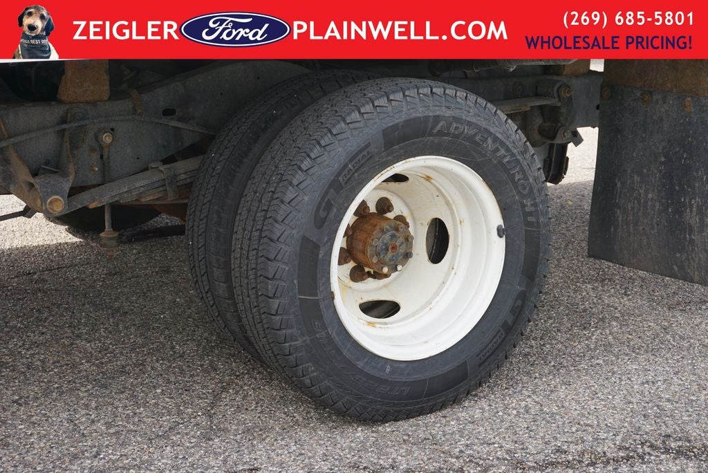 2024 Ford E-450SD Base DRW