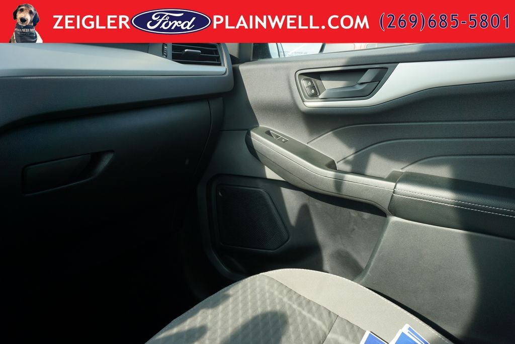 2022 Ford Escape Hybrid SE