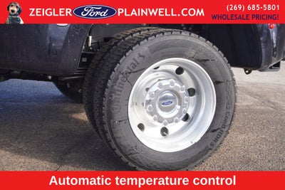 2025 Ford F-450SD Platinum DRW
