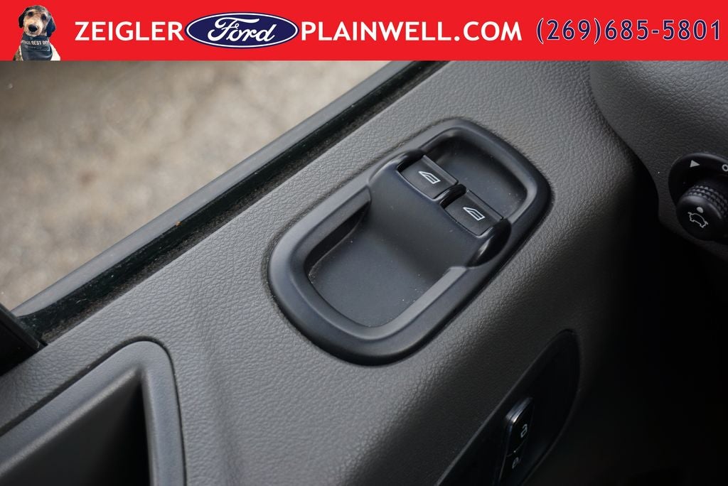 2023 Ford Transit-250 Base AWD Medium Roof 148" Wheel Base 3.5L V6 Interior U