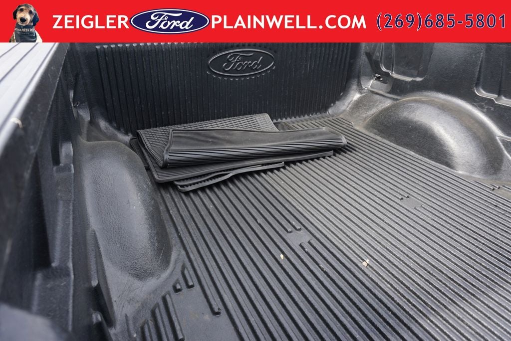 2013 Ford F-150 XLT Crew Cab 5.0 Liter V8 Chrome Pkg Running Boards