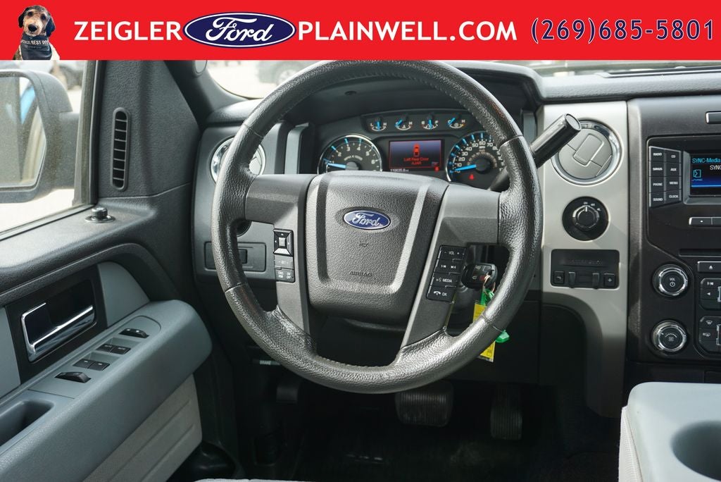 2013 Ford F-150 XLT Crew Cab 5.0 Liter V8 Chrome Pkg Running Boards