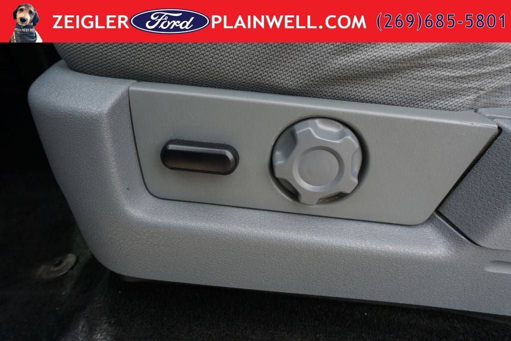 2013 Ford F-150 XLT Crew Cab 5.0 Liter V8 Chrome Pkg Running Boards