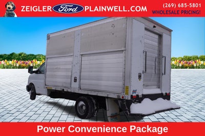 2016 Chevrolet Express 4500 Base Cutaway