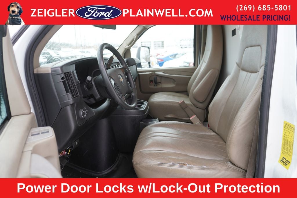 2016 Chevrolet Express 4500 Base Cutaway