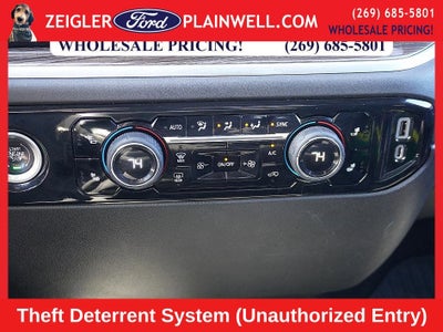 2022 Chevrolet Silverado 1500 LT Crew Cab 4x4 Rear Camera Alloys Wheels