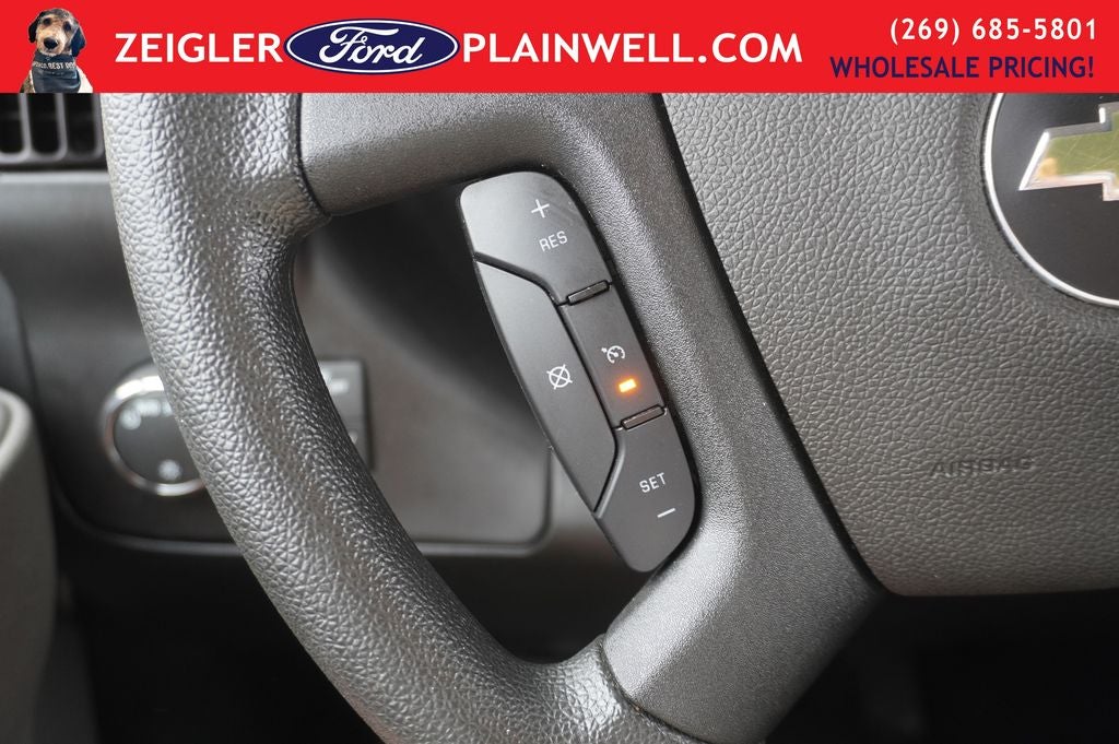 2024 Chevrolet Express 2500 Work Van Cargo