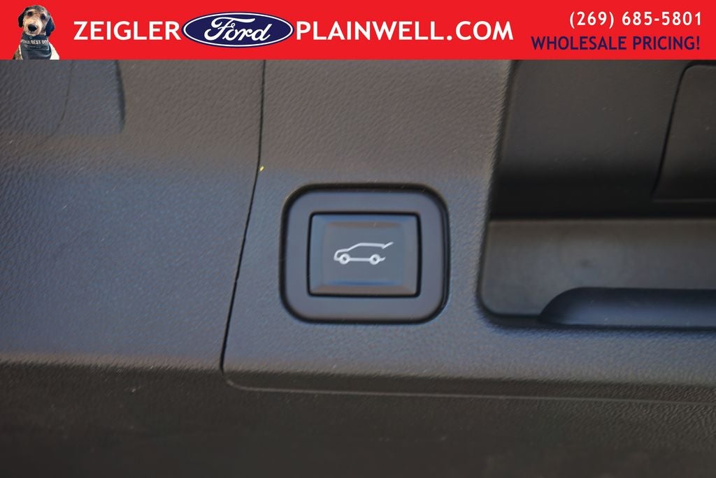 2023 GMC Acadia SLT HD CAMERA LANE KEEPING BLIS 3RD ROW SEAT 4X4