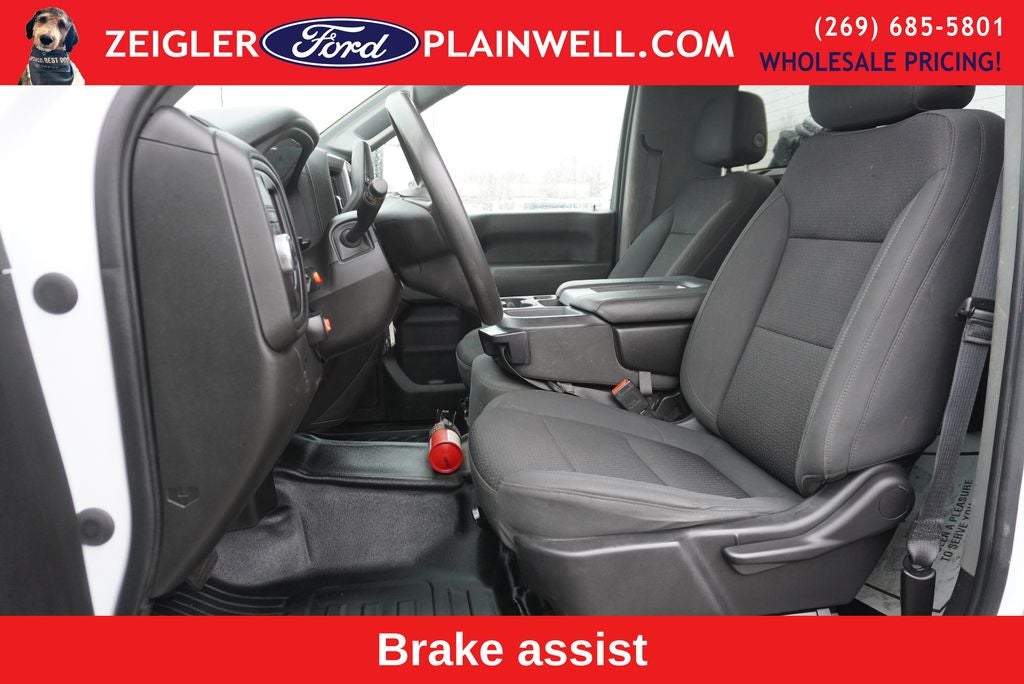 2022 GMC Sierra 3500HD Pro Reg Cab Dually 6.6 Liter V8