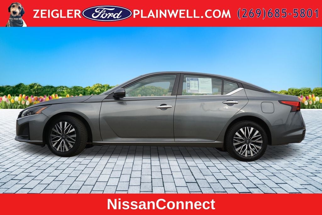 2023 Nissan Altima 2.5 SV AWD Single Panel Moonroof ProPILOT Assist R Camera
