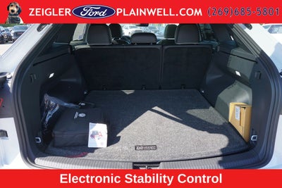 2025 Volkswagen Atlas Cross Sport 2.0T SEL Premium R-Line AWD Panoramic Roof Nav Leather Harmon Kardon Blis