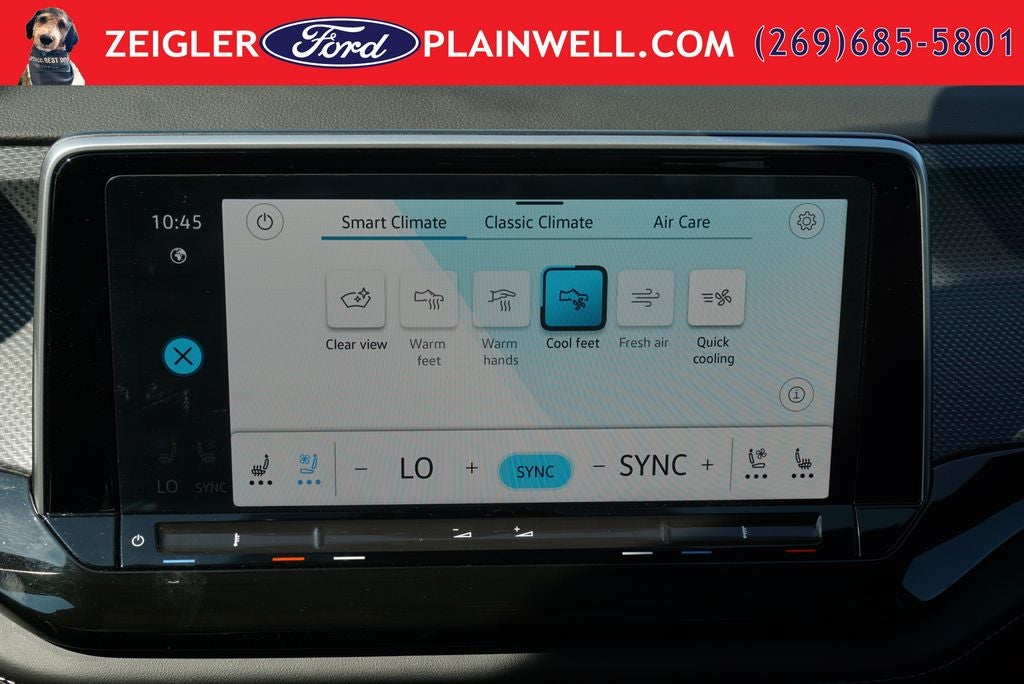 2025 Volkswagen Atlas Cross Sport 2.0T SEL Premium R-Line AWD Panoramic Roof Nav Leather Harmon Kardon Blis