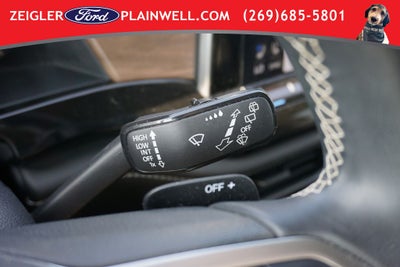 2025 Volkswagen Atlas 2.0T SE w/Technology Leather Rear Camera Power Liftgate