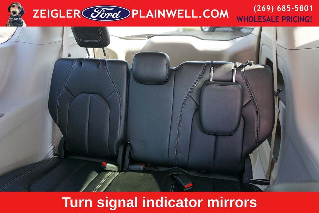 2024 Chrysler Pacifica Touring L Leather Quad Seats Power Doors Rear Camera