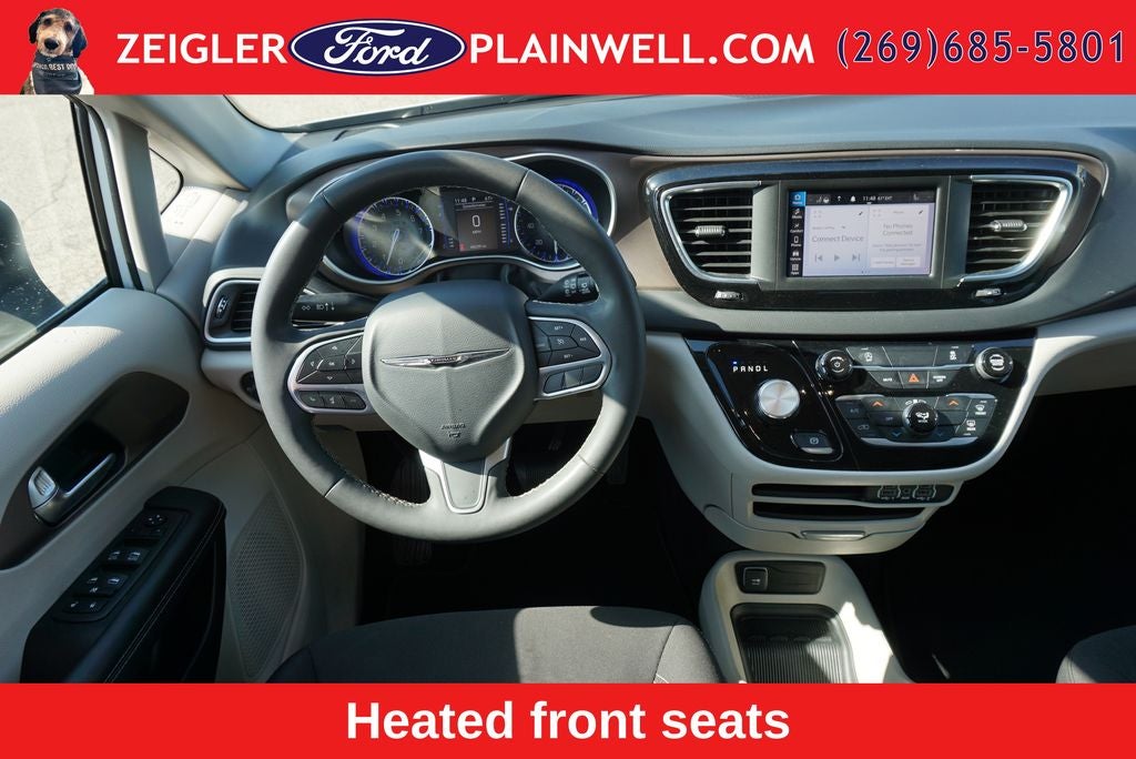 2023 Chrysler Voyager LX