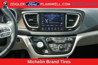 2018 Chrysler Pacifica Touring L Plus Heated Leather Rear Camera Power Sliding Doors
