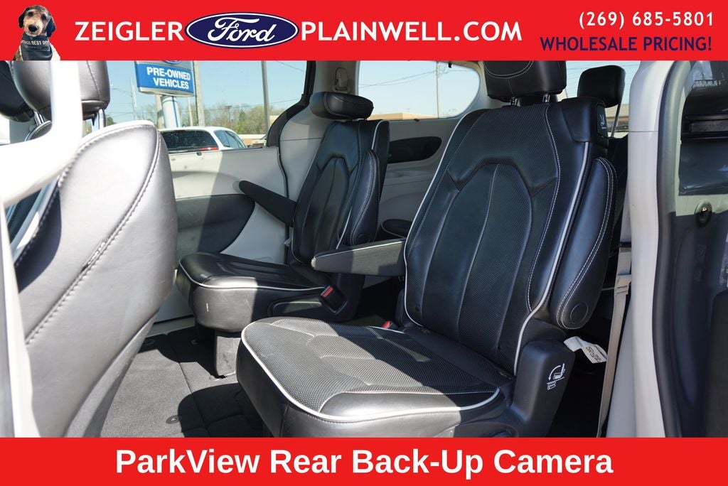 2023 Chrysler Pacifica Limited Heated Leather Power Moonroof Navigation Quad Rear