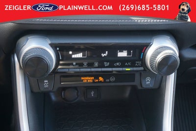 2022 Toyota RAV4 LE AWD Blind Spot Pkg Rear Camera